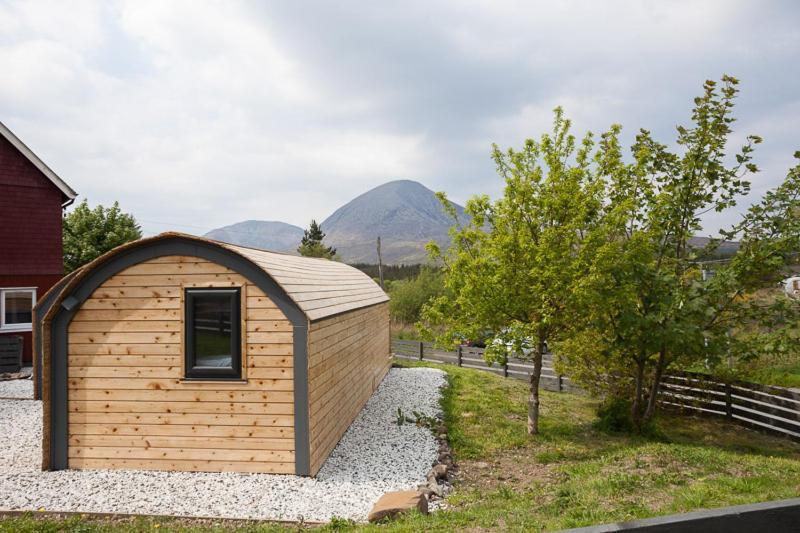 Tigh Beag Na H'Aibhne Appartement Broadford  Buitenkant foto